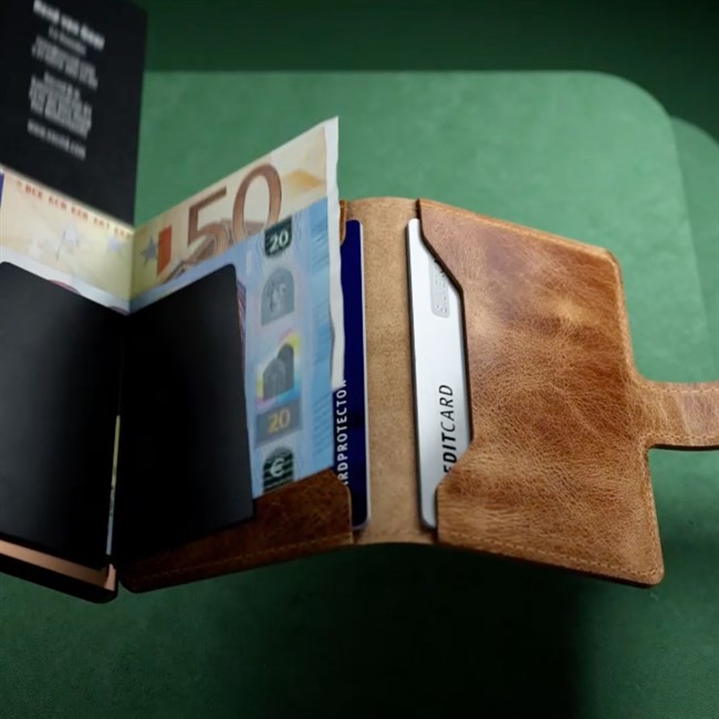 Secrid Premium Mini Wallet Emboss Lines Cognac