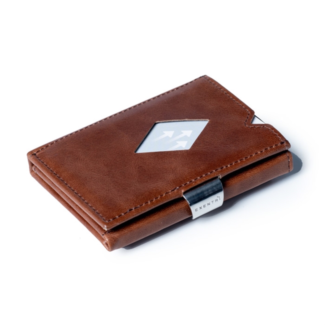 Stilfuld multiwallet kortholder i den fortryllende Hazelnut Brown farvetone