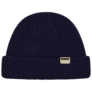 Klassisk mørkeblå beanie hue fra Woodbird.