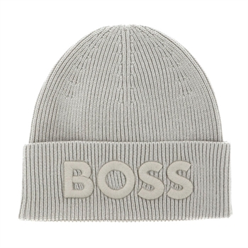 Lækker BOSS hue med logo i lys beige farve.