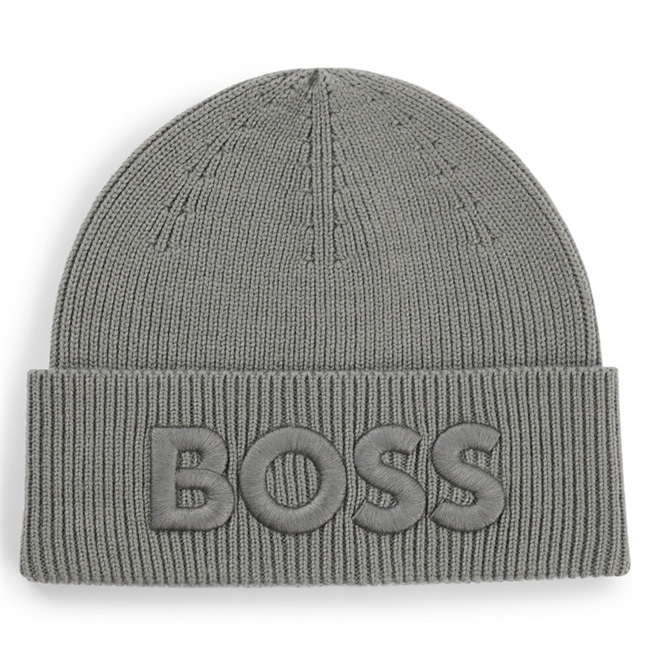 Klassisk grå BOSS hue med logo.