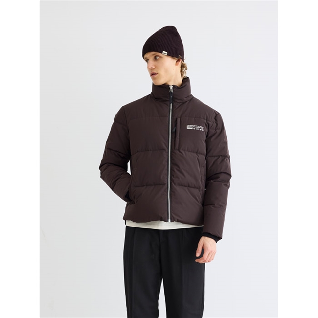 Smart brun bomber jakke fra Woodbird.