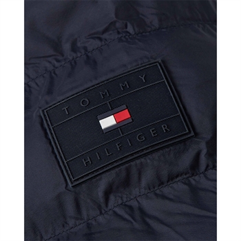 Klassisk bomber jakke fra Tommy Hilfiger i blå.