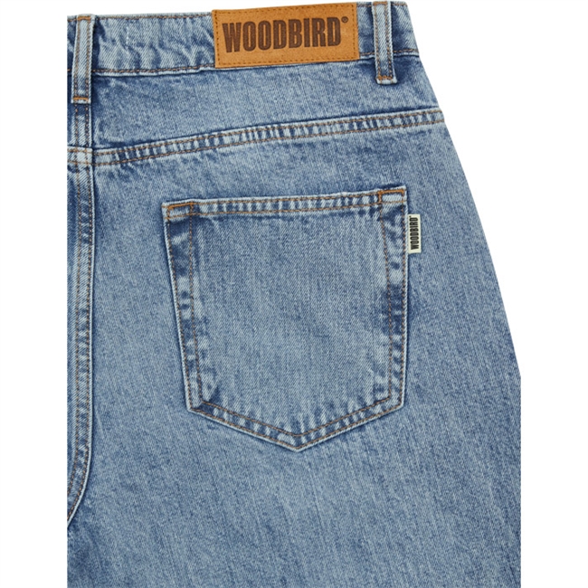  Smarte brede lyseblå jeans fra Woodbird.