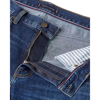 Stilrene straight fit jeans i mørkeblå fra Tommy Hilfiger