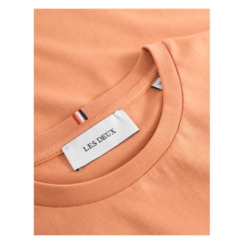 Les Deux T-Shirt i Livlig Orange Farve