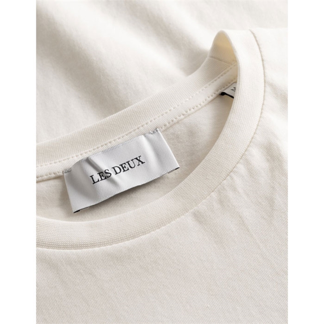 Casual Beige T-Shirt fra Les Deux med Motiv