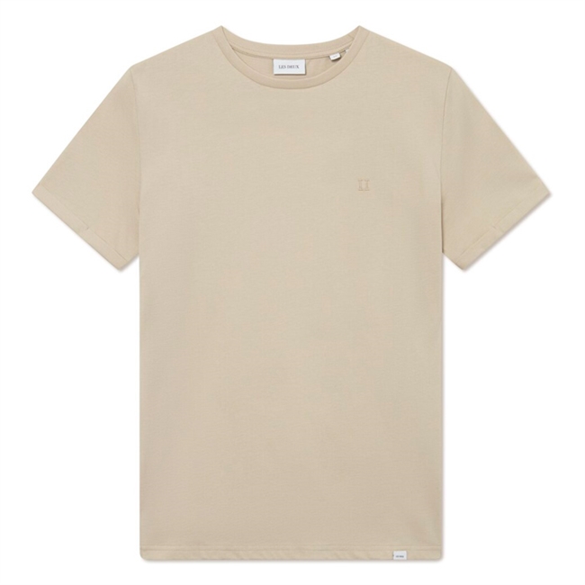 Pæn casual sand farvet t-shirt fra Les Deux med Logo