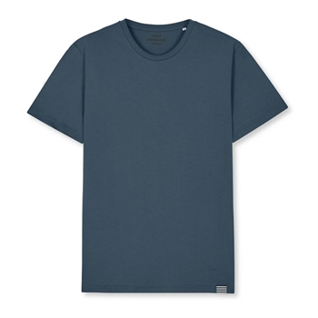 Steel blue t-shirt fra Mads Nørgaard.