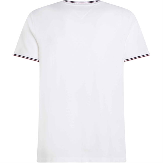 Basis T-shirt regular fit i hvid fra Tommy Hilfiger.