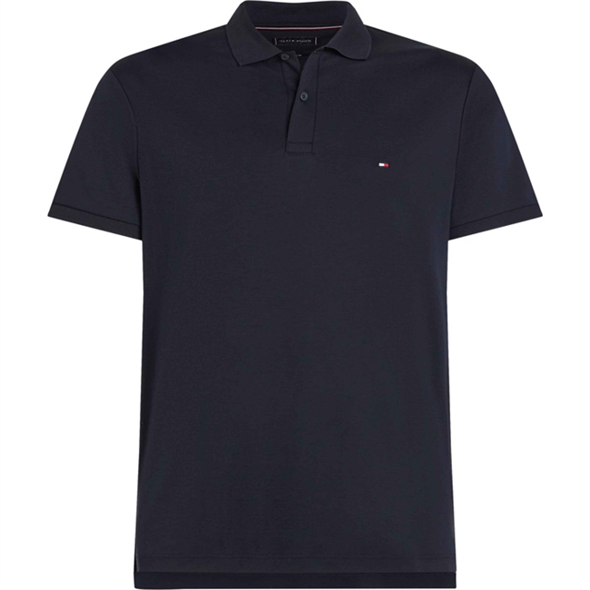 Mørkeblå polo med logo fra Tommy Hilfiger.