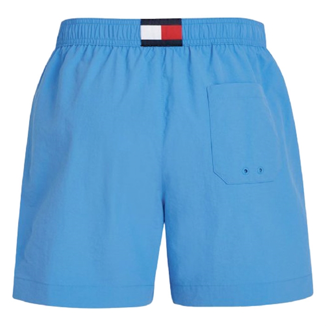 Tommy Hilfiger\'s klassiske badeshorts i lyseblå