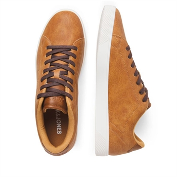 Sneakers i cognac farve fra Jack & Jones.