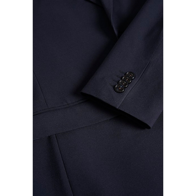 Stilfuld navy blazer fra Matinique