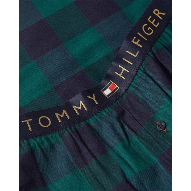 Lækre bløde ternede pyjamas bukser fra Tommy Hilfiger i grønne farver.